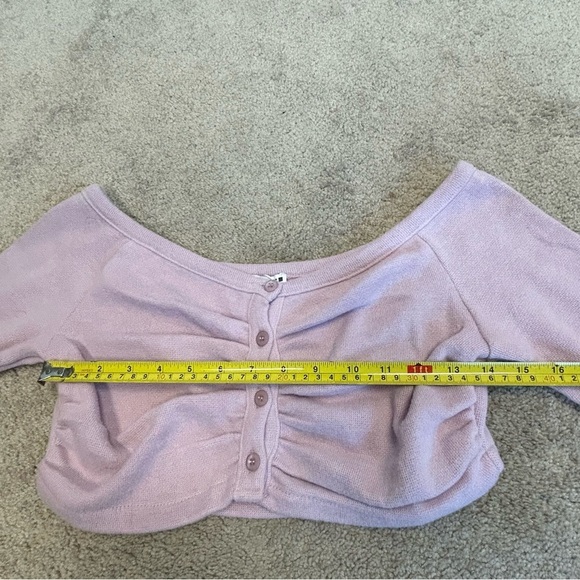 Zara Lilac purple long sleeve off the shoulder cropped sweater top button front - Picture 9 of 14